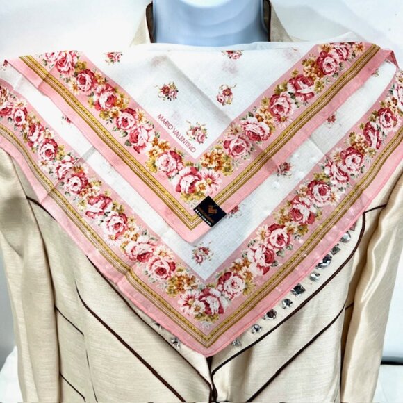 New  Set of 2 Handkerchief/Mini Scarfs Valentino, cotton 18" red pink floral(25) - Picture 9 of 10